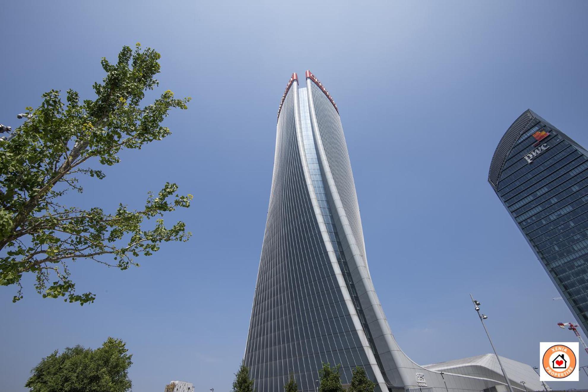 Fiore Milanese - San Siro, Fiera & City Life - Rinnovamento Facciata Palazzo In Corso Exterior foto